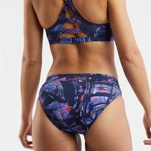 Title Nine XS Woman Up Bikini top and Lehua bottom - Graffiato